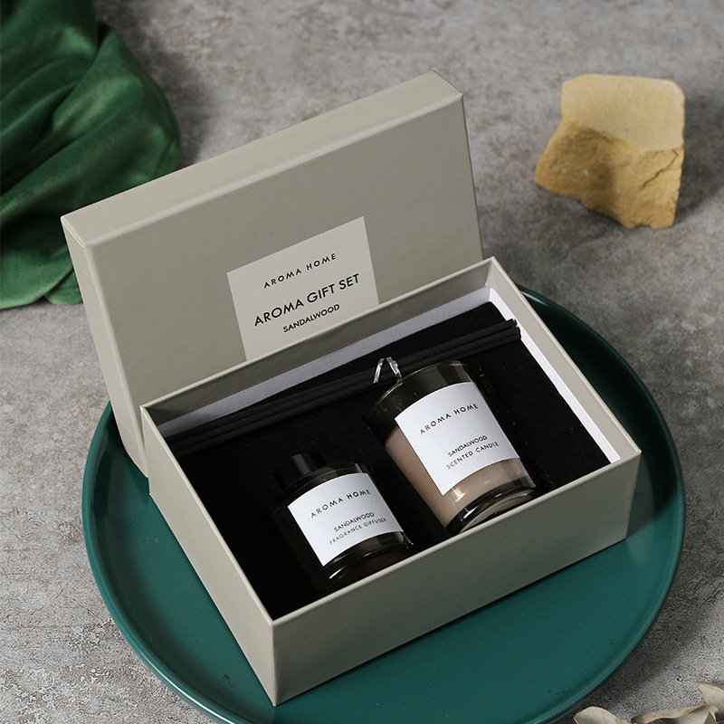 2 個のギフトボックスセットアロマセラピーエッセンシャルオイ - Candle Containers のレビューと価格