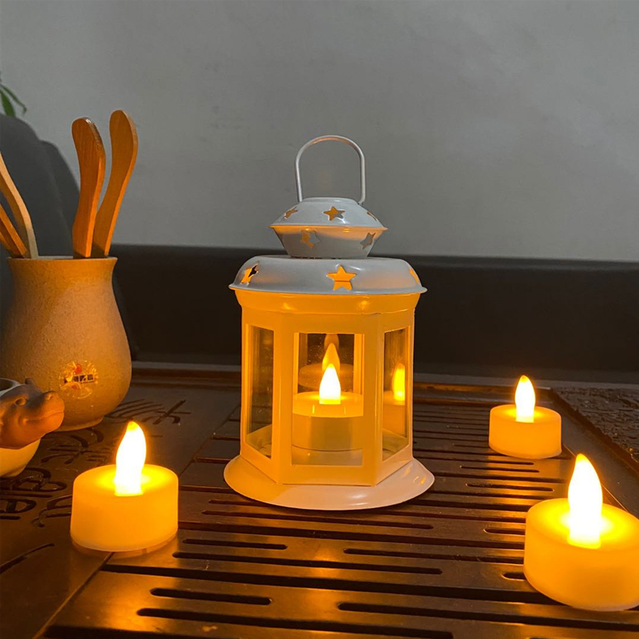 ハンギングキャンドルランプオーナメントガラスランタンメタルフ - Candle Lighter のレビューと価格