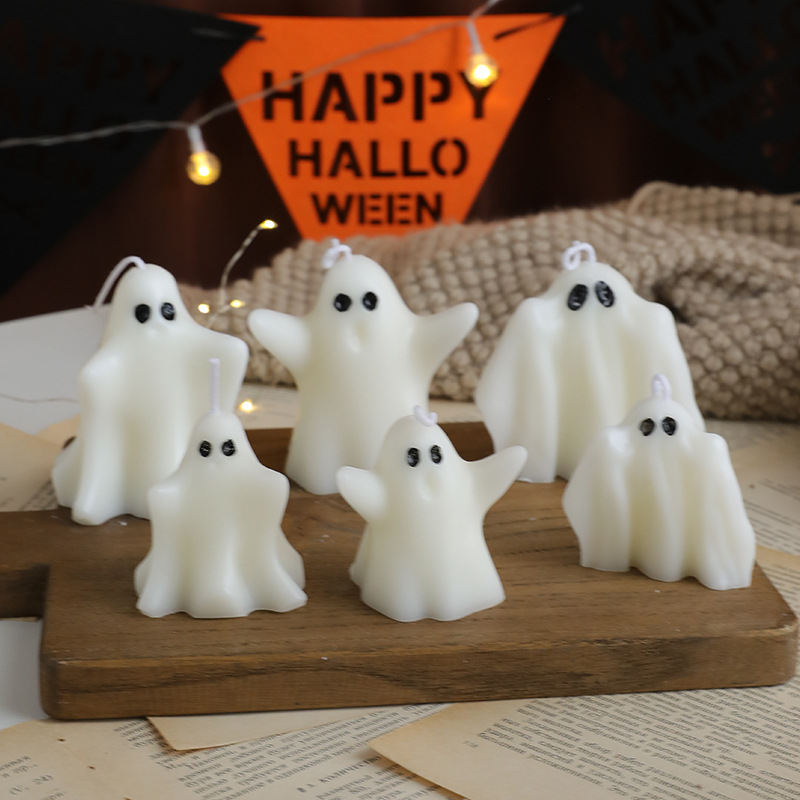 ハロウィーンのキャンドルギフトボックス。可愛らしいお化けやカ - Candle Containers のレビューと価格